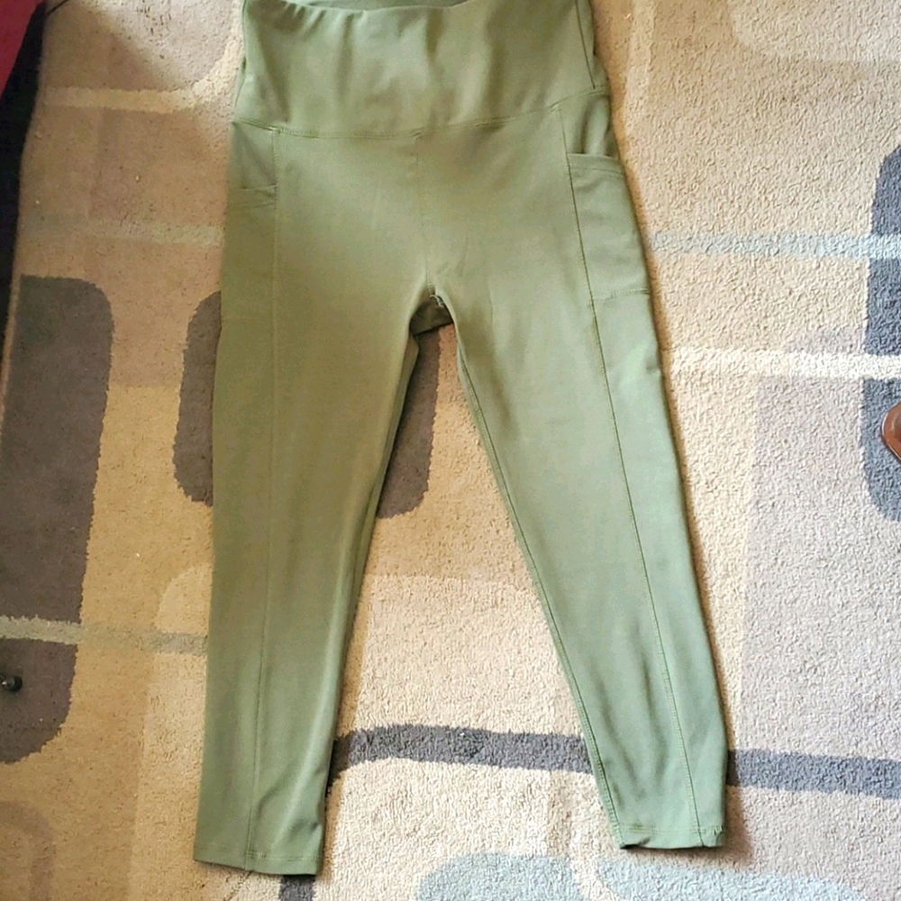 High waisted Athletic leggings